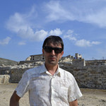 Виктор, 44