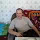 Andrey, 44