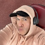 Leo, 39