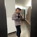 Leo, 39