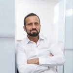 Alex, 40
