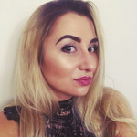 Anna, 31