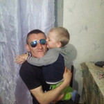 макс, 46