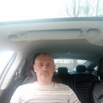 Dimon, 44